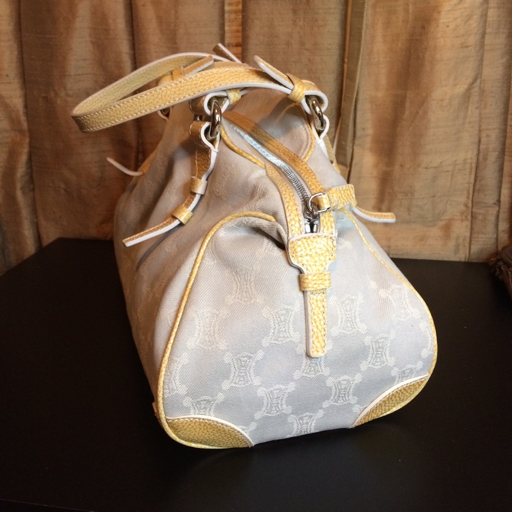 SOLD!!!! Celine Pale Blue Canvas w/Light Yellow Trim/Handle - Picture 3 of 15